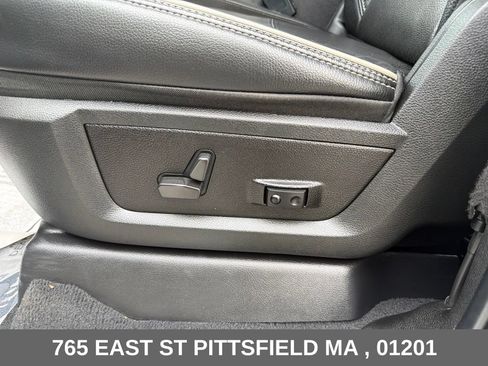 Used 2022 RAM 2500 Laramie AWD/4WD image 13