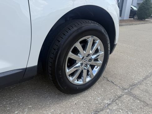 Used 2013 Ford Edge SEL FWD image 20