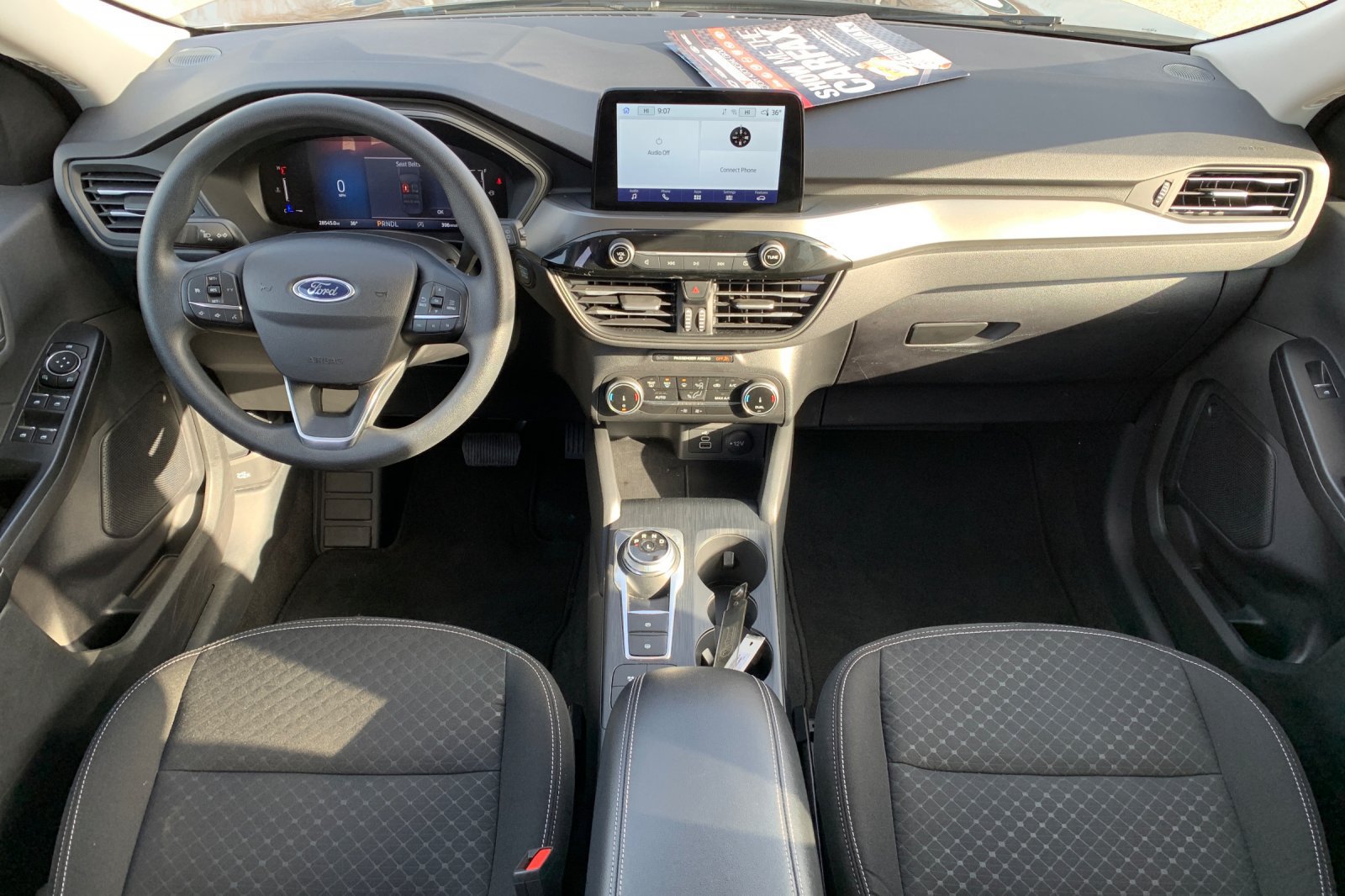 Used 2025 Ford Escape Active AWD/4WD image 17