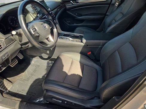 Used 2020 Honda Accord Sport image 16