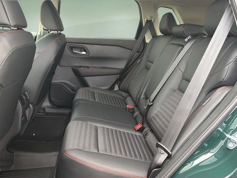 New 2026 Nissan Rogue SV AWD/4WD image 19