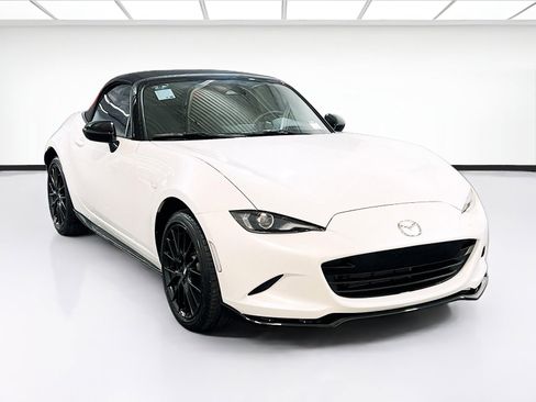 Used 2025 MAZDA MX-5 Miata Club w/ Brembo/BBS Recaro Package RWD image 3