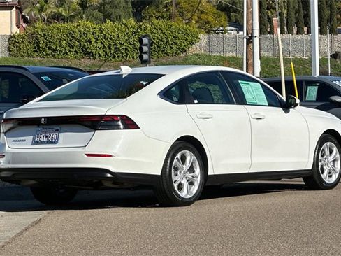 Certified 2023 Honda Accord LX image 5