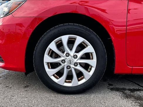 Used 2018 Nissan Sentra SV FWD image 9