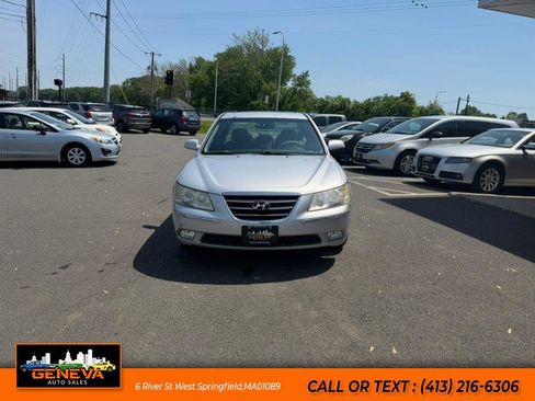 Used 2009 Hyundai Sonata Limited FWD image 2