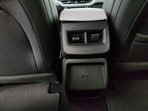 New 2026 Chevrolet Equinox EV LT image 11