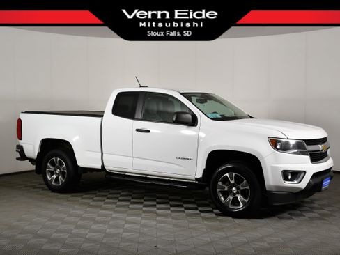 Used 2015 Chevrolet Colorado W/T RWD image 1