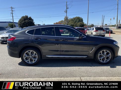 Used 2020 BMW X4 xDrive30i w/ Premium Package image 12
