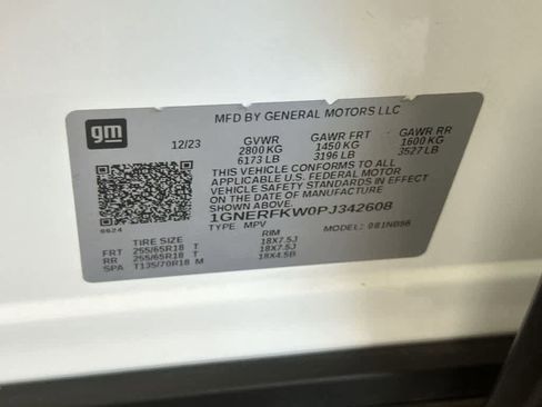 Used 2023 Chevrolet Traverse LS FWD image 29