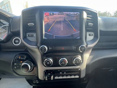 Used 2024 RAM 2500 Tradesman w/ Chrome Appearance Group image 16