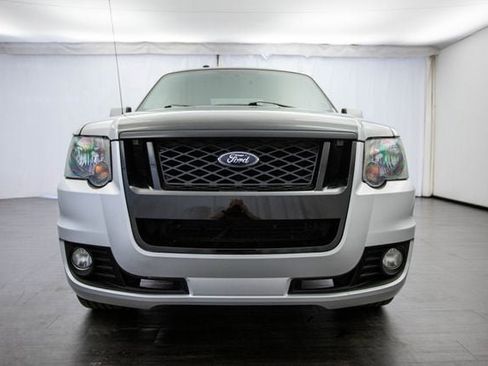 Used 2009 Ford Explorer Sport Trac Adrenalin image 36