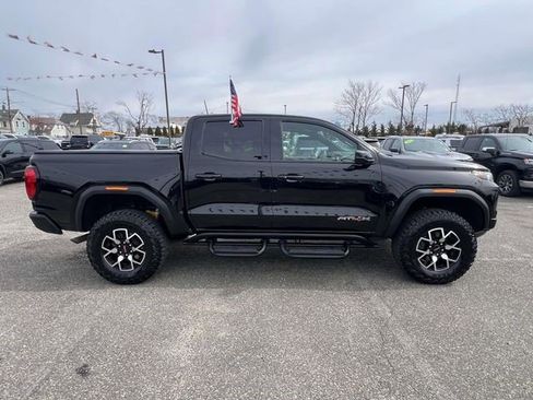 Certified 2024 GMC Canyon AT4X image 6