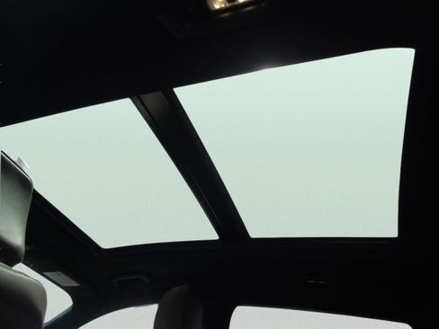 Used 2023 Lincoln Nautilus Reserve w/ Equipment Group 201A image 31