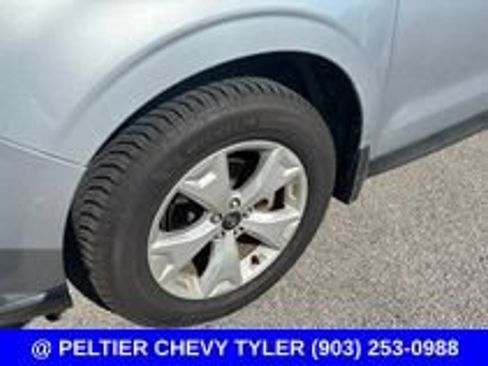 Used 2015 Subaru Forester 2.5i Premium w/ Rugged Package #1 AWD/4WD image 4