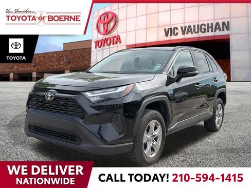 Used 2025 Toyota RAV4 XLE image 1