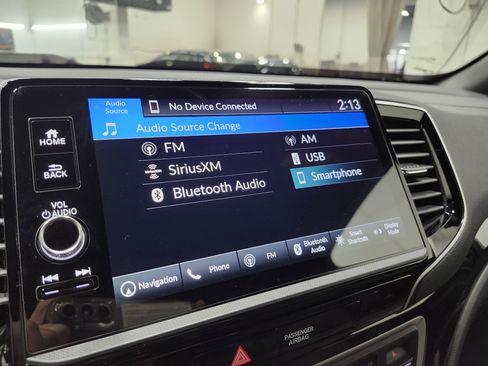 Used 2025 Honda Ridgeline Black Edition image 8