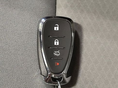 Used 2020 Chevrolet Malibu LS image 32