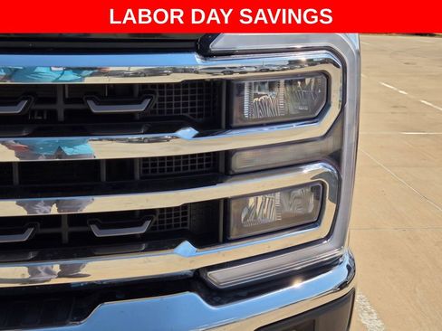 Used 2024 Ford F250 King Ranch w/ Tremor Off-Road Package AWD/4WD image 17