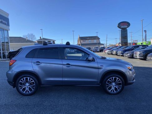 Used 2018 Mitsubishi Outlander Sport SE image 8