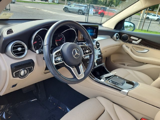 Used 2022 Mercedes-Benz GLC 300 4MATIC image 17