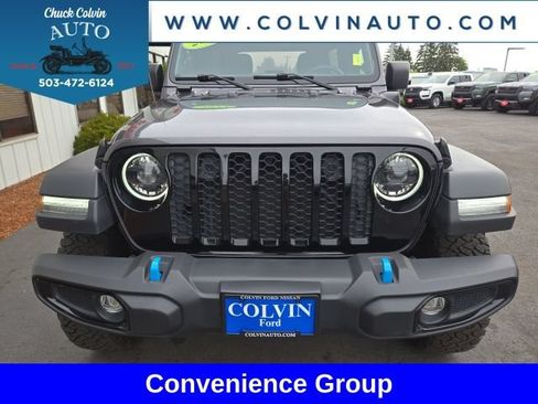 Used 2023 Jeep Wrangler Unlimited w/ Cold Weather Group AWD/4WD image 2