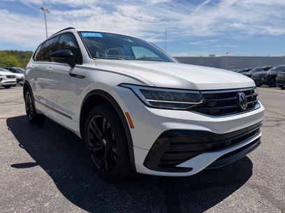 Used 2023 Volkswagen Tiguan SE R-Line