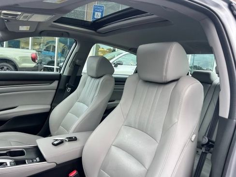 Used 2018 Honda Accord EX-L image 14