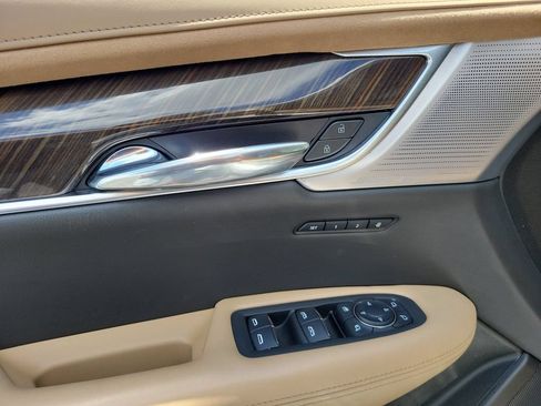 Certified 2024 Cadillac XT6 Premium Luxury w/ Platinum Package FWD image 23