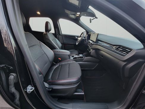 Used 2023 Ford Escape ST-Line w/ Tech Pack #1 image 34