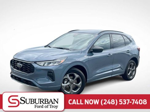 Used 2023 Ford Escape ST-Line w/ Tech Pack #1 AWD/4WD image 1