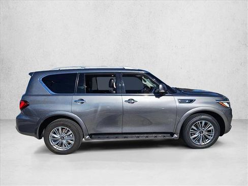 Used 2021 INFINITI QX80 Luxe AWD/4WD image 4