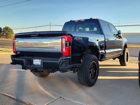 Used 2024 Ford F250 Limited image 5