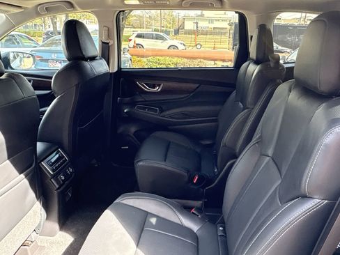 Used 2025 Subaru Ascent Touring w/ Popular Package #2 image 23