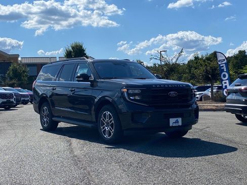 New 2025 Ford Expedition Max Active image 2