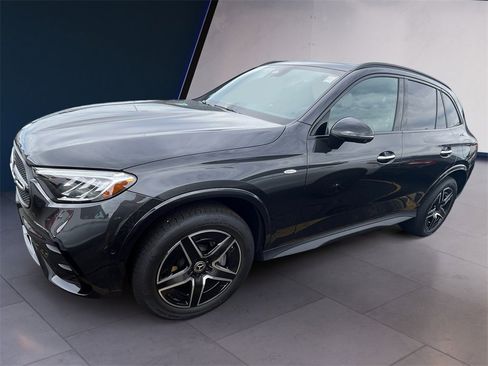Certified 2025 Mercedes-Benz GLC 350e 4MATIC image 2