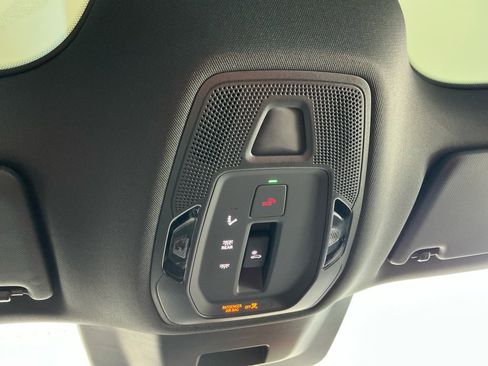 New 2025 Audi S6 e-tron Prestige image 32