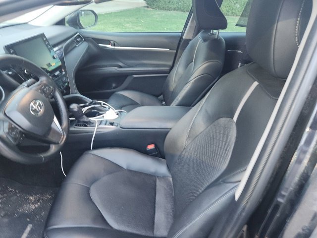 Used 2023 Toyota Camry XSE FWD image 12