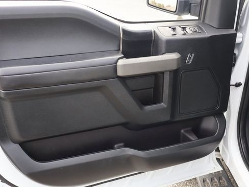 Used 2018 Ford F150 Raptor w/ Equipment Group 801A Mid image 10