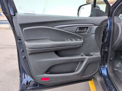 Used 2023 Honda Passport EX-L image 17