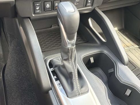 Used 2025 Nissan Frontier SV w/ SV Convenience Package RWD image 31