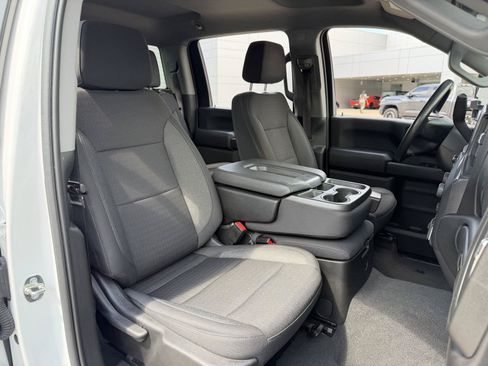 Used 2024 Chevrolet Silverado 2500 Custom w/ Custom Convenience Package AWD/4WD image 20