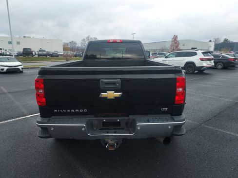 Used 2015 Chevrolet Silverado 3500 LTZ w/ Duramax Plus Package image 6