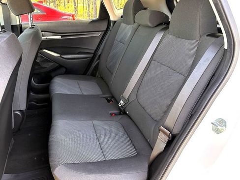 Used 2021 Kia Seltos LX image 17