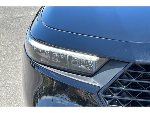 Certified 2025 Honda Accord SE image 42