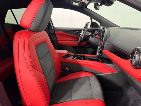 Used 2024 Chevrolet Blazer EV RS AWD/4WD image 34