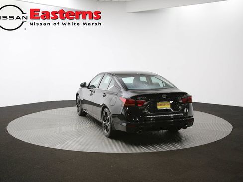 Used 2023 Nissan Altima 2.5 SR w/ SR Premium Package image 64