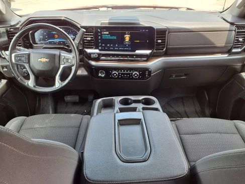 Used 2023 Chevrolet Silverado 1500 LT w/ Protection Package AWD/4WD image 17