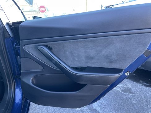 Used 2020 Tesla Model 3 Long Range image 19