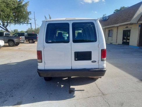 Used 2012 Ford E-250 and Econoline 250 w/ PWR Group RWD image 5