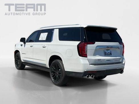 Used 2021 GMC Yukon XL Denali w/ Denali Premium Package image 5